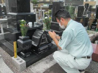 お墓へ合掌